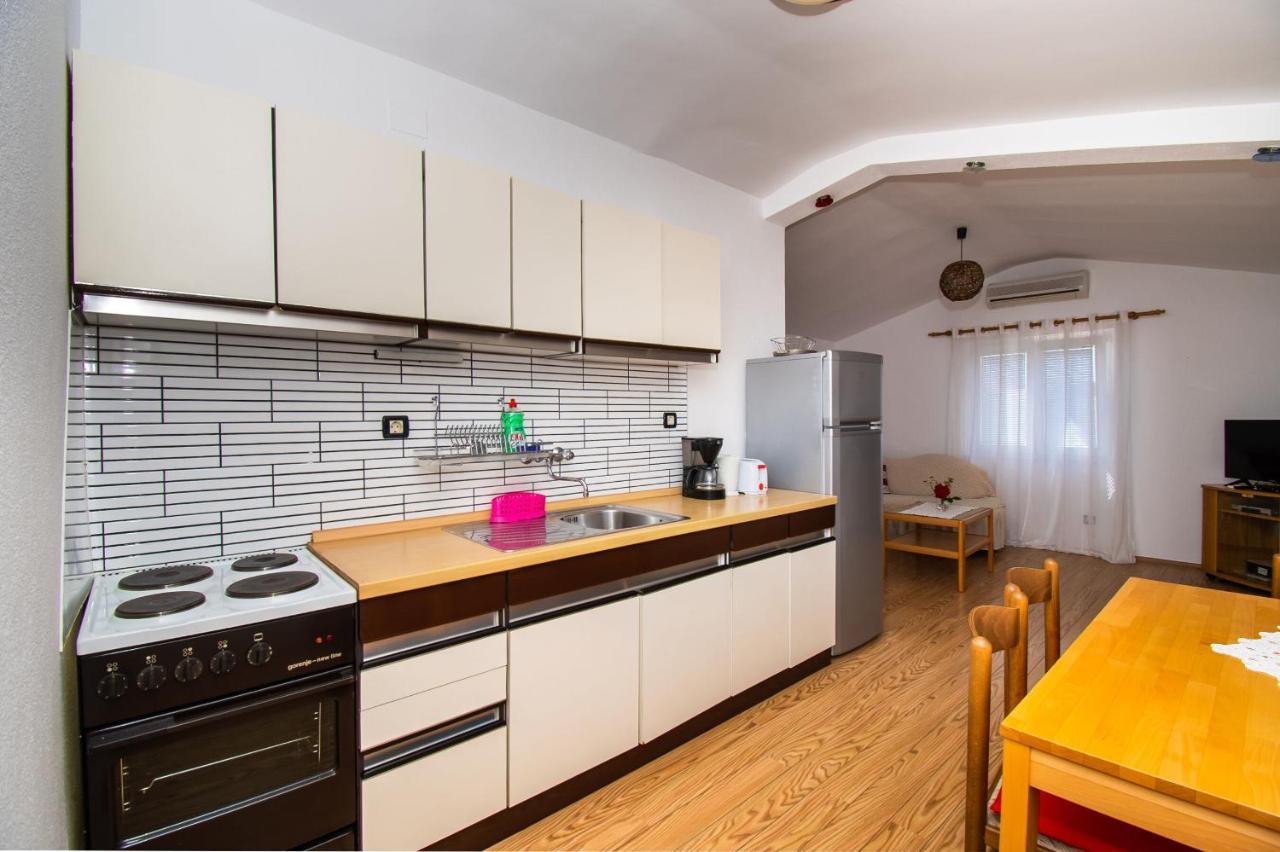 Apartments Happy Place Водице Екстер'єр фото
