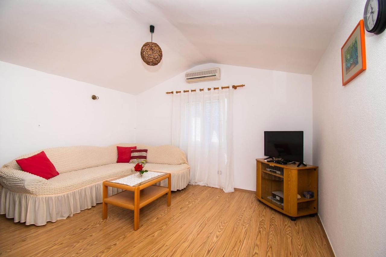 Apartments Happy Place Водице Екстер'єр фото