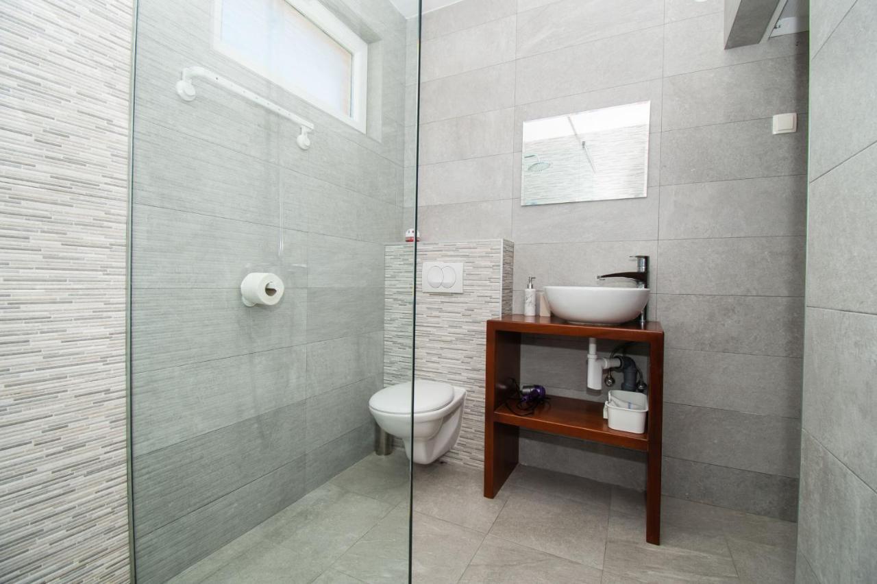 Apartments Happy Place Водице Екстер'єр фото